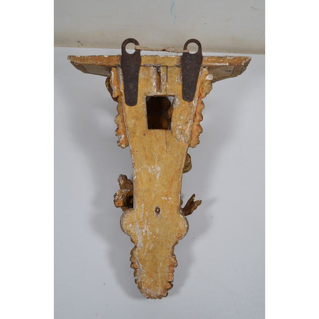 France XVIIIth Century Small Wall Bracket in Stuccoed and Gilded Wood, the Scalloped Top Supported by Zéphir For Sale - Image 10 of 13