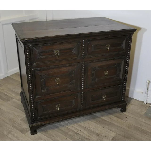 Small Georgian Oak Chest of Drawers This is a small beautifully proportioned chest with 3 long drawers. The fronts of the...