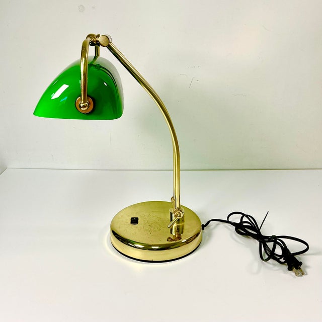 1970s Vintage Art Deco Arts & Crafts Emeraldite Bottle Green Glass Shade Brass Bankers Desk Lamp For Sale - Image 13 of 16