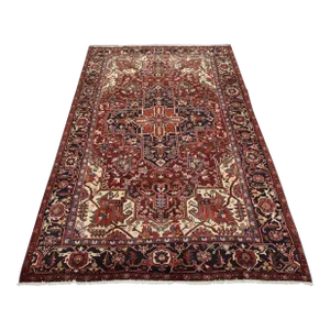 Heriz Rug 7'7'' X 11' Red Wool Vintage Traditional Hand-Knotted Oriental Carpet