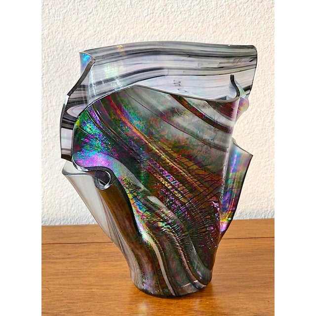 1990s Iridescent “Handkerchief” Art Glass Vase, Oil Slick Finish For Sale In Naples, FL - Image 6 of 14