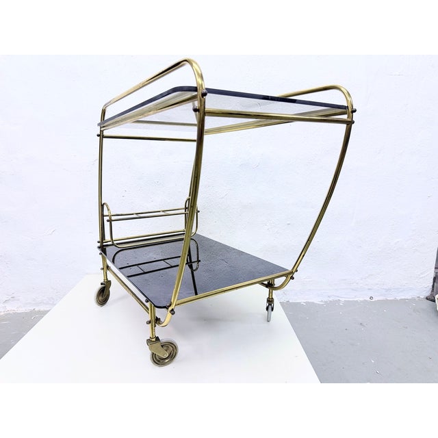Streamline Bar Trolley in Brass and Glass, 1950s For Sale - Image 15 of 18