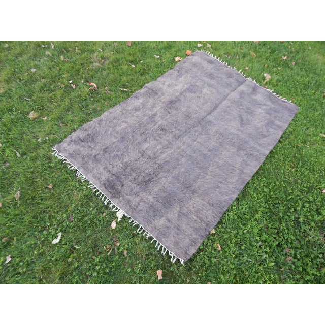 Mid-Century Modern Turkish Siirt Kilim Rug 4'4'' X 6'6'' For Sale - Image 3 of 11