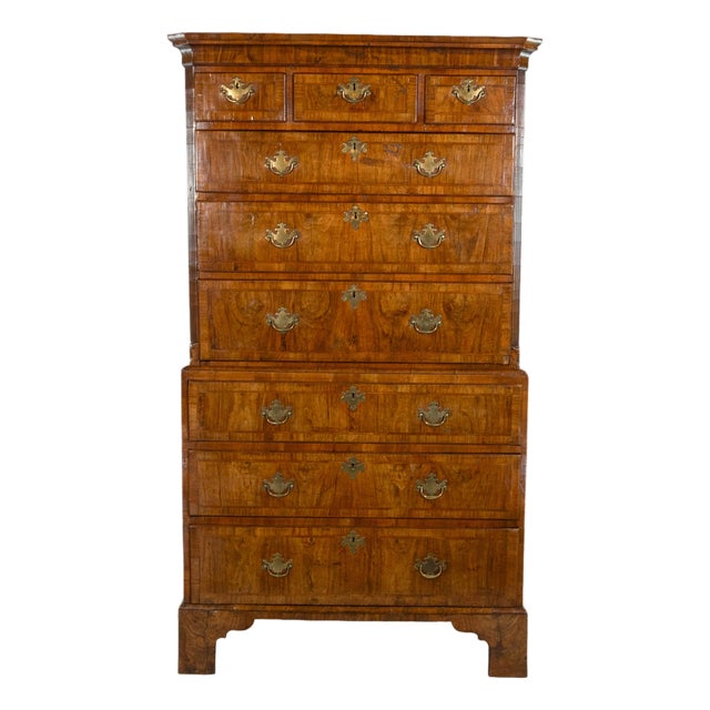 Georgian Walnut Chest on Chest, English, Circa 1720 For Sale