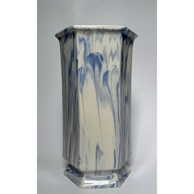 1980s Vintage Traditional Neoclassical Blue & White Ceramic Studio Art Pottery Vase For Sale - Image 5 of 12