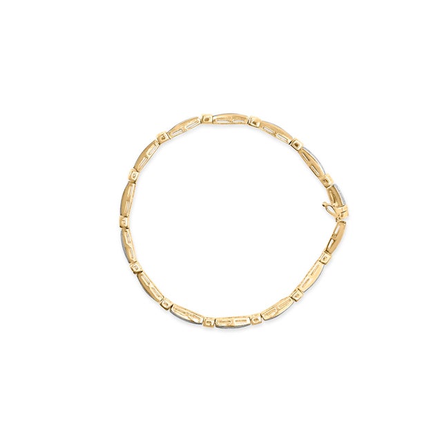 Haus of Brilliance 14K Yellow Gold 1.00 Cttw Baguette Diamond Channel Link Bracelet For Sale - Image 4 of 5