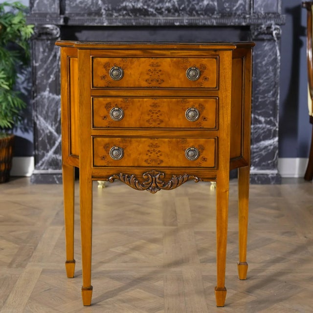 Traditional Niagara Furniture Burled Commode For Sale - Image 3 of 11