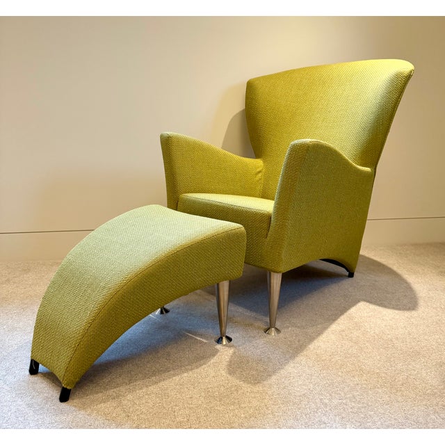 A truly beautiful Montis Castor Lounge Chair with its original matching footstool, designed by French designer Gijs...