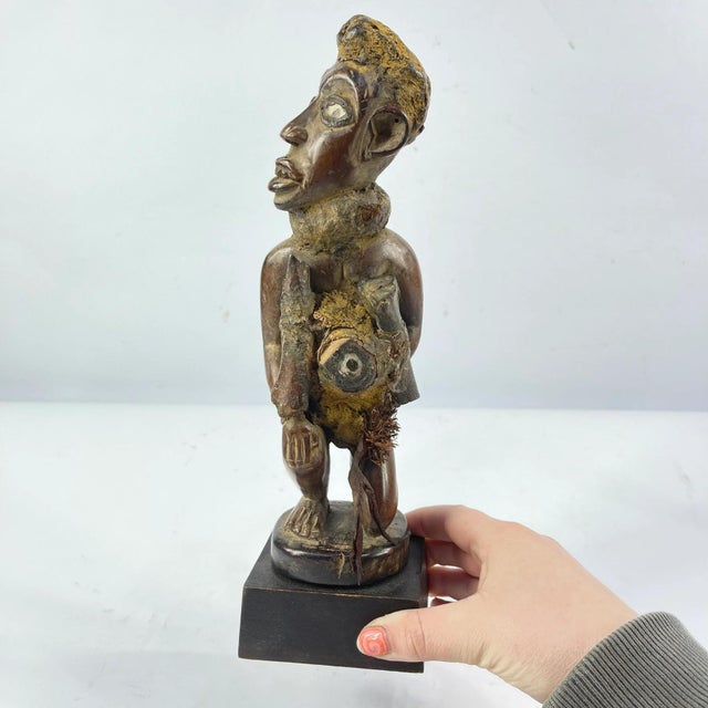 Wood Early 20th Century Kongo Fetish Figure on Custom Base For Sale - Image 7 of 8