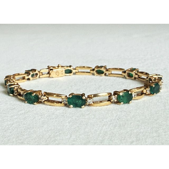 Vintage Michael Anthony 14k Yellow Gold Emerald Diamond Bar Link Tennis Bracelet For Sale - Image 16 of 17