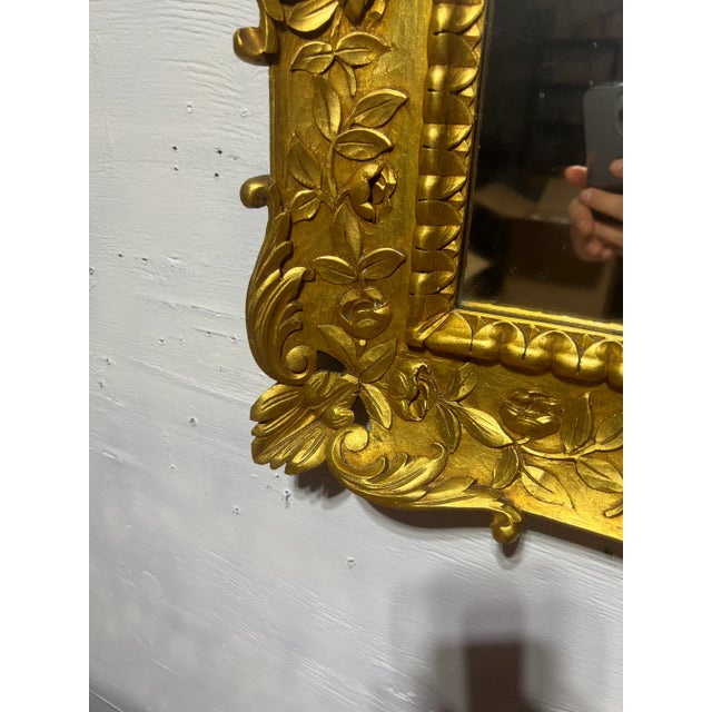 Gold Vintage Italian Carved Giltwood and Shell Decorated Wall Mirror For Sale - Image 8 of 10