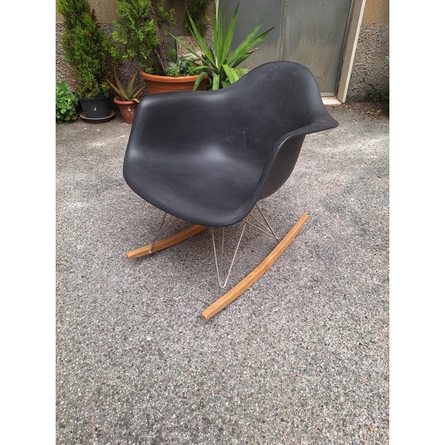 RAR Model Rocking Chair in Plastic Armchair by Charles and Ray Eames for Vitra, 1990s For Sale - Image 10 of 10