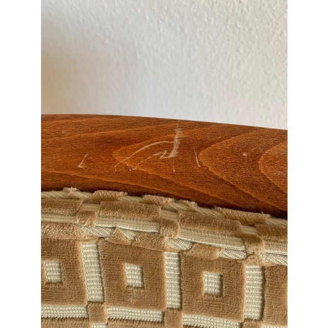 1930s Set of 6 French Art Deco Chestnut Dining Chairs in Geometric Silk Velvet For Sale - Image 9 of 10