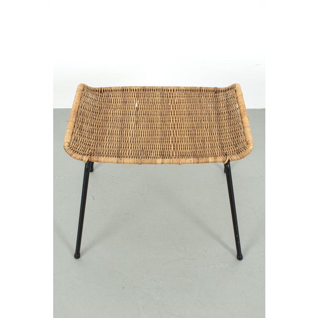 Wire Frame Stool with Ratan by Gian Franco Legler For Sale - Image 4 of 10