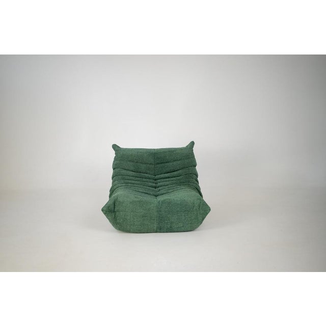 Set of Togo Lounge Chair and Pouf in Emerald Boucle Fabric by Michel Ducaroy for Ligne Roset, 1973 For Sale - Image 6 of 16