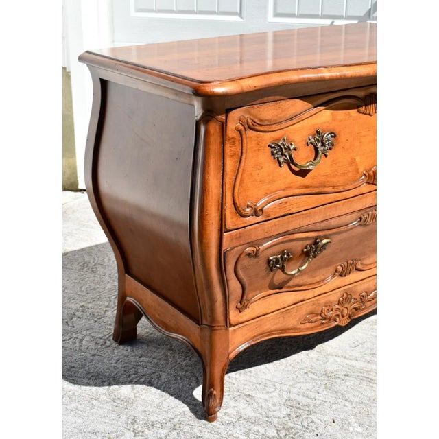 1980s Century Cherry Chest Commode Vintage French Provincial Bombe Dresser For Sale - Image 5 of 13