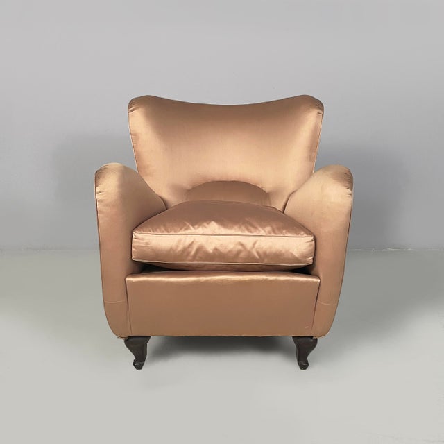 Italian mid-century modern armchairs in wood and pink and beige silk, 1940s Pair of armchairs upholstered in pink-beige...