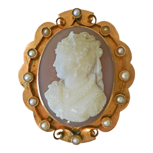 Late 19th Century Victorian Rose Gold Carved Carnelian Cameo Pin / Pendant With Pearls