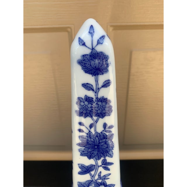 Late 20th Century Neoclassical French Country Porcelain Blue and White Obelisk For Sale - Image 9 of 11