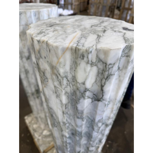 Grand Fluted Verde Alpi Marble Columns on Stepped Bases, Set of 2 For Sale - Image 3 of 9