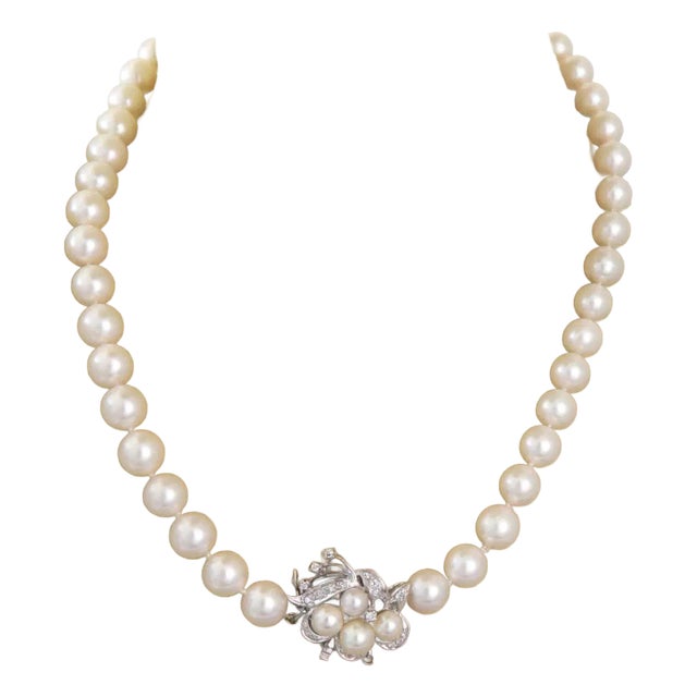 Diamond 14k White Gold Floral Clasp 8.8mm Pearl Necklace For Sale