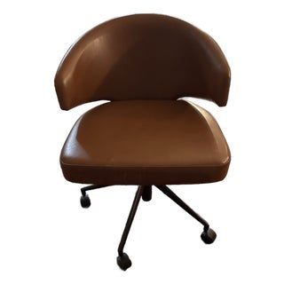 Lincoln Round Office Chair For Sale