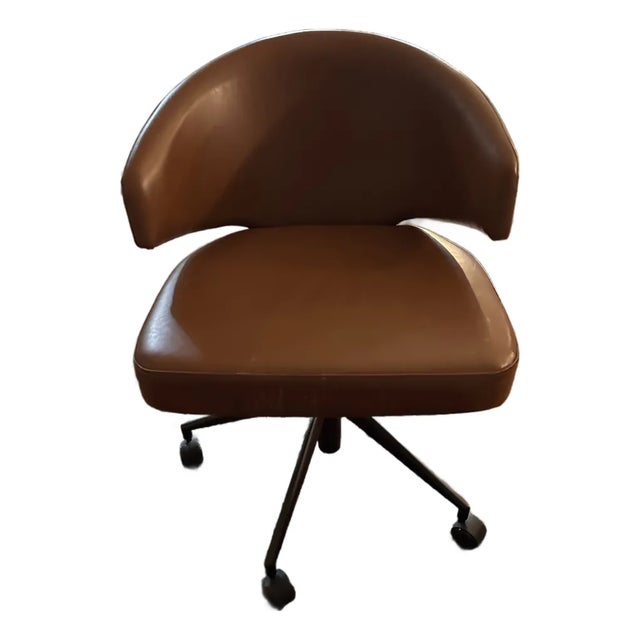 Lincoln Round Office Chair For Sale
