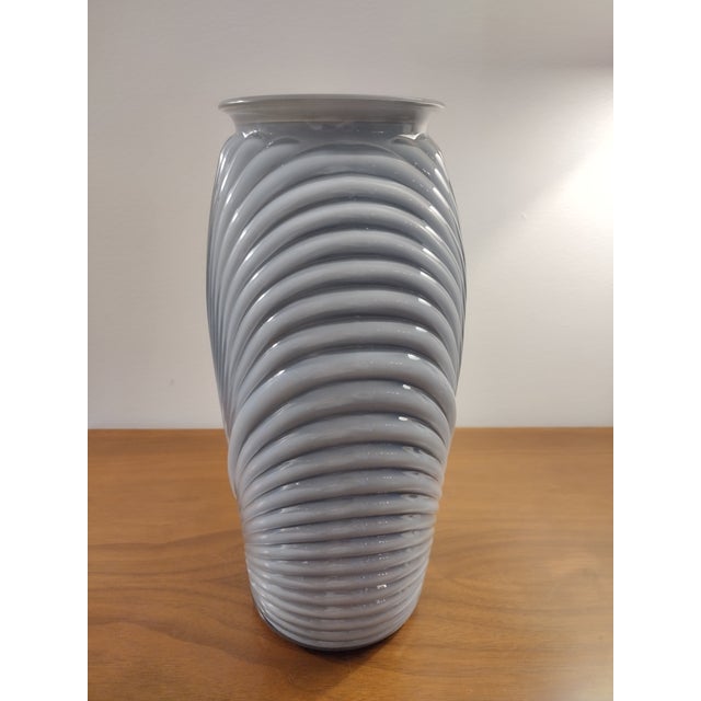 Art Deco Style Anchor Hocking Vase Circa 1980 For Sale In Washington DC - Image 6 of 9