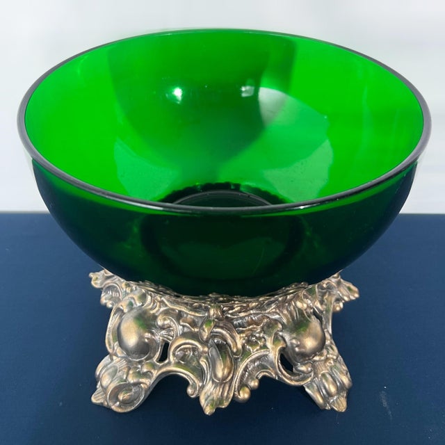 Emerald Green Art Glass Centerpiece Bowl on Ornate Hollywood Regency Pedestal Stand For Sale In Houston - Image 6 of 12