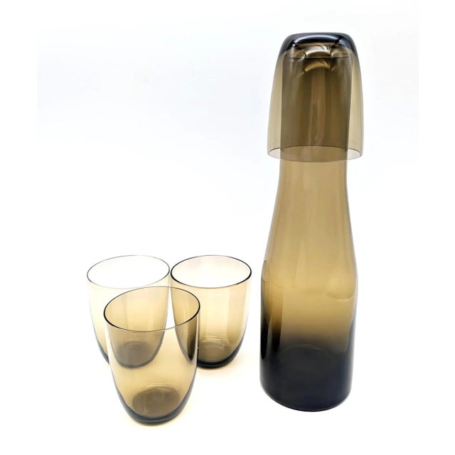 Sienna Vintage Scandinavian Smoke Brown Blown Glass Carafe and Tumblers, Set of 5 For Sale - Image 8 of 10