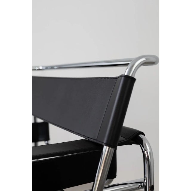 B3 Wassily Lounge Chair in Black Leather by Marcel Breuer, 1980s For Sale - Image 6 of 11