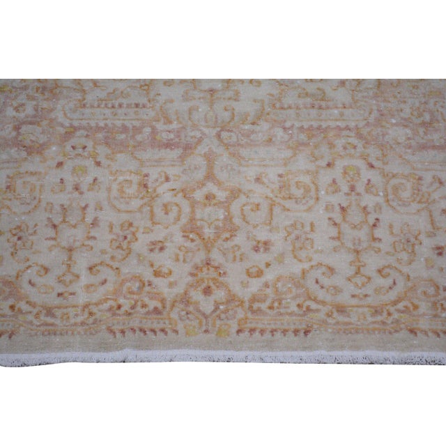 1960s Vintage Knotted Wool Rug, 4'8''x9'5'' For Sale - Image 5 of 5