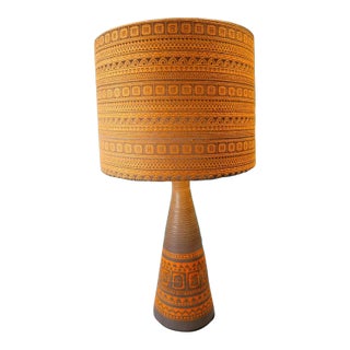 Vintage 1960’s Italian Mid Century Modern Bitossi Pottery Orange/Brown Native American Style Table Lamp For Sale