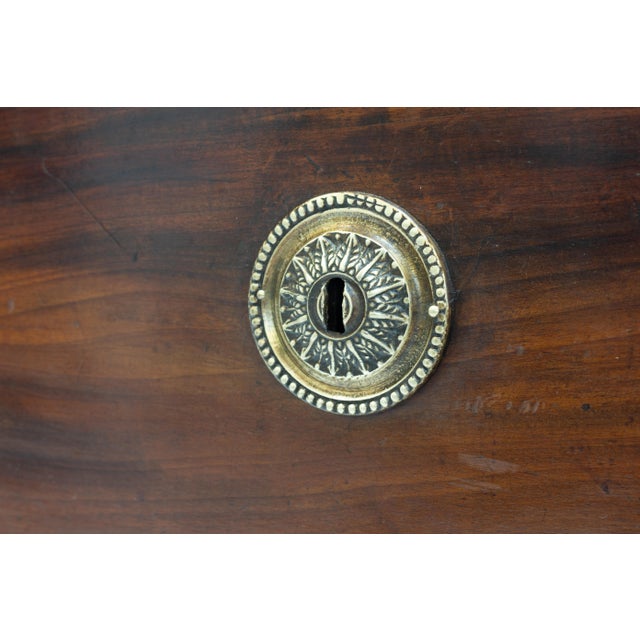 Wood Antique Mahogany Commode, 1850 For Sale - Image 7 of 10
