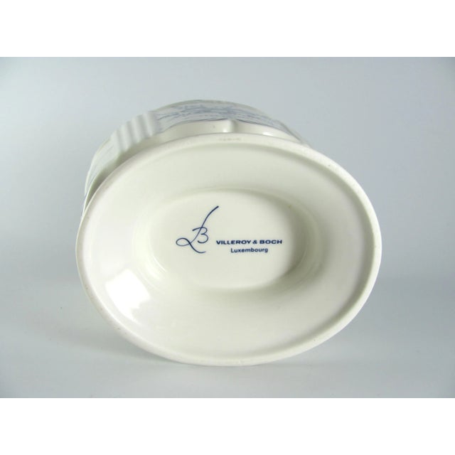 Vintage Chinoiserie Blue & White Floral Bud Flower Holder With Frog Vase For Sale - Image 9 of 10