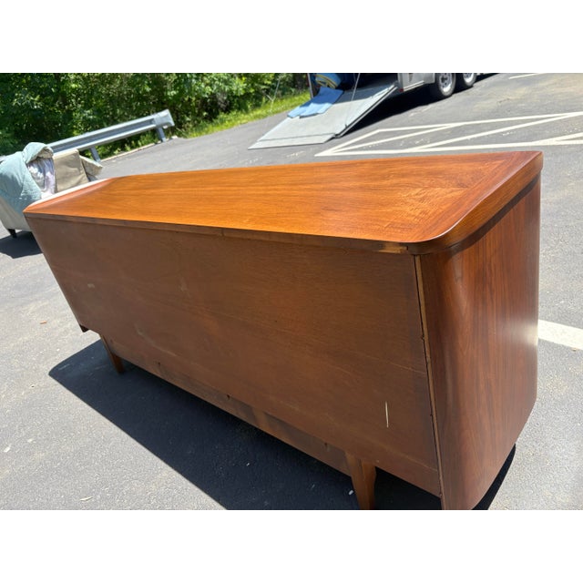 Brown 1960s American of Martinsville Mid Century Walnut Sideboard Buffet Credenza For Sale - Image 8 of 10
