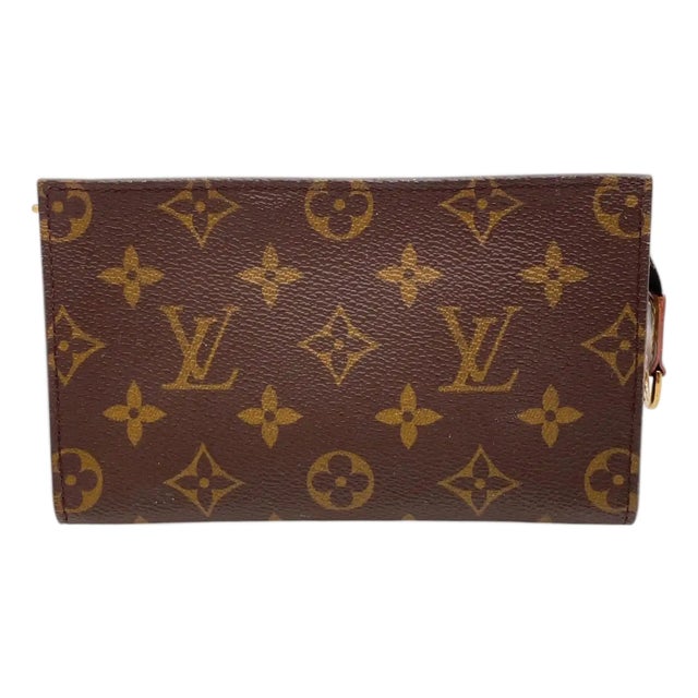 A 1999 Vintage Louis Vuitton Coated Canvas Monogram Pouch For Sale