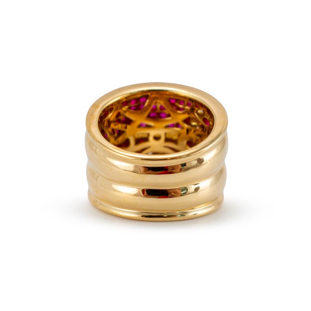 Late 20th Century Vintage 18k Yellow Gold 4.16ctw Invisible Set Ruby Diamond Mystery Band Ring, Size 7.75 For Sale - Image 5 of 8