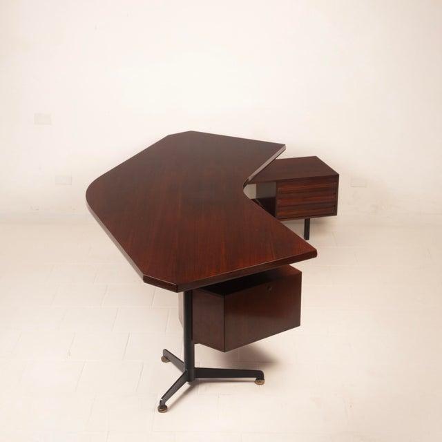 First Edition T96 Rosewood Boomerang Desk by Osvaldo Borsani for Tecno, 1950 For Sale - Image 11 of 18