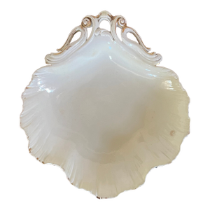 Antique 18th Century Wedgwood Creamware Rococo Sea Shell Form Dish With Feathered Edge