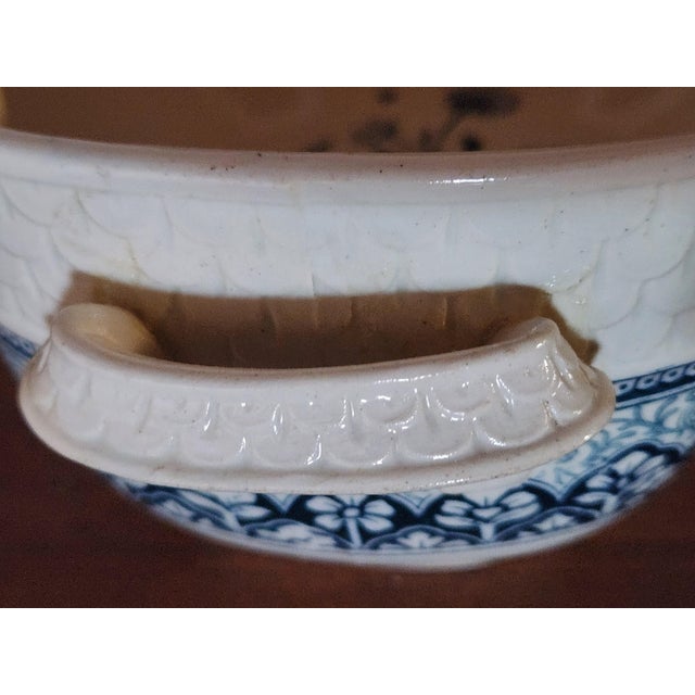 Large Antique French Square Bowl or Jardiniere from Le Grand Dépôt Emile Bourgeois, 19th Century For Sale - Image 10 of 18