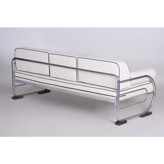 Silver Bauhaus Sofa in Chrome, Steel, Leather by R. Slezák for Slezak Factories, Czech, 1930s For Sale - Image 8 of 11