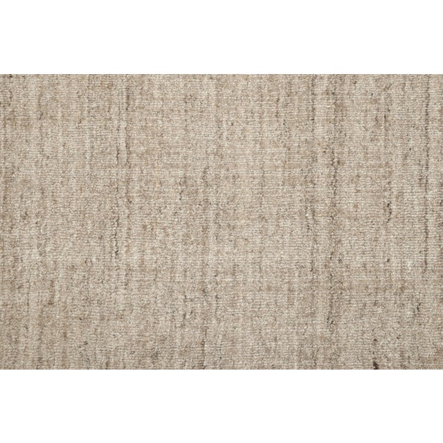 Rug & Kilim’s Oversized Modern Textural Solid Rug in Beige Tones and Striae For Sale In New York - Image 6 of 7