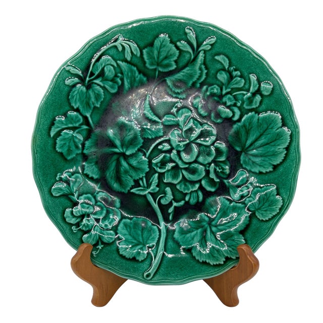 Green Circa 1880 Hope & Carter, English Majolica Green-Glazed Geranium Plate For Sale - Image 8 of 8
