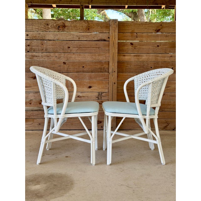 Coastal Pair of Vintage Coastal Whitecraft Rattan Side Chairs For Sale - Image 3 of 12