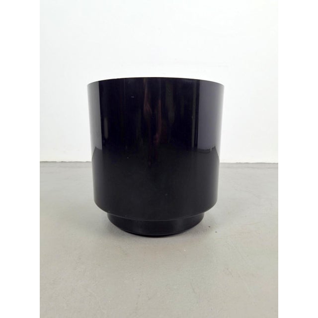 Kartell Black Round Planter on Wheels by Anna Castelli for Kartell, 1970s For Sale - Image 4 of 9