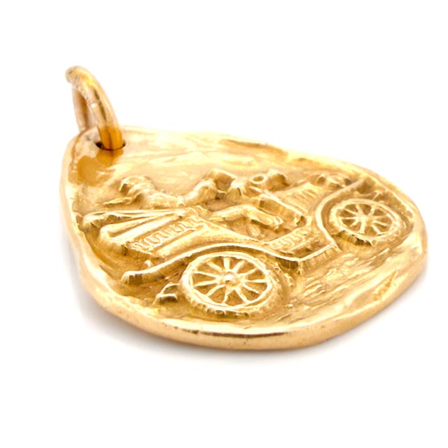 1960s Vintage 1960s Italian 18k Ford Model T Pendant, Open Roadster, Commercial Roadster, Runabout For Sale - Image 5 of 8