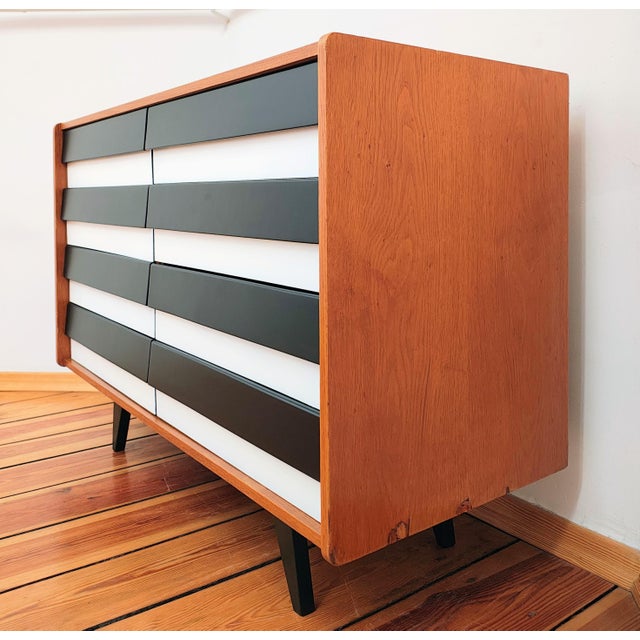 Czechoslovakian Chest of Drawers by Jiří Jiroutek for Cesky Nabytek, 1960s For Sale - Image 13 of 14