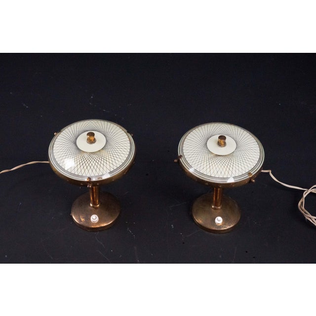 Mid-Century Modern Bedside Lamps in Curved Glass attributed to Pietro Chiesa, Italy, 1950s, Set of 2 For Sale - Image 3 of 10