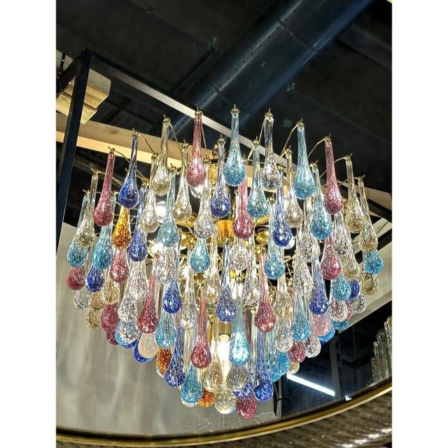 Contemporary Grand Multicolor Drops Murano Glass Chandelier by Simoeng For Sale - Image 3 of 8